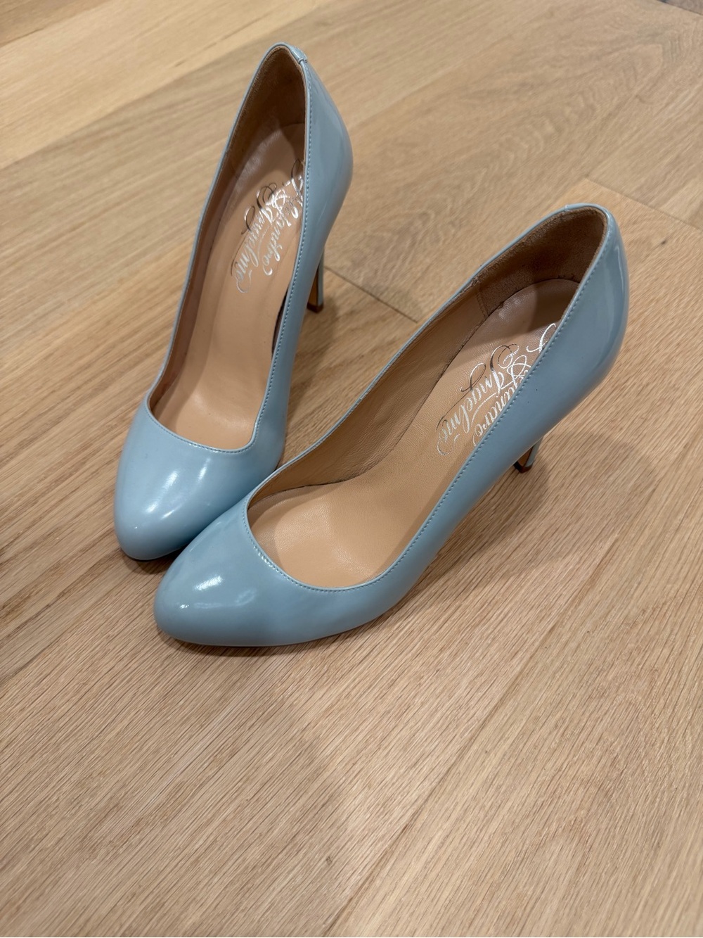Alejandro Ingelmo Powder Blue Leather Pumps EU size 37 1/2